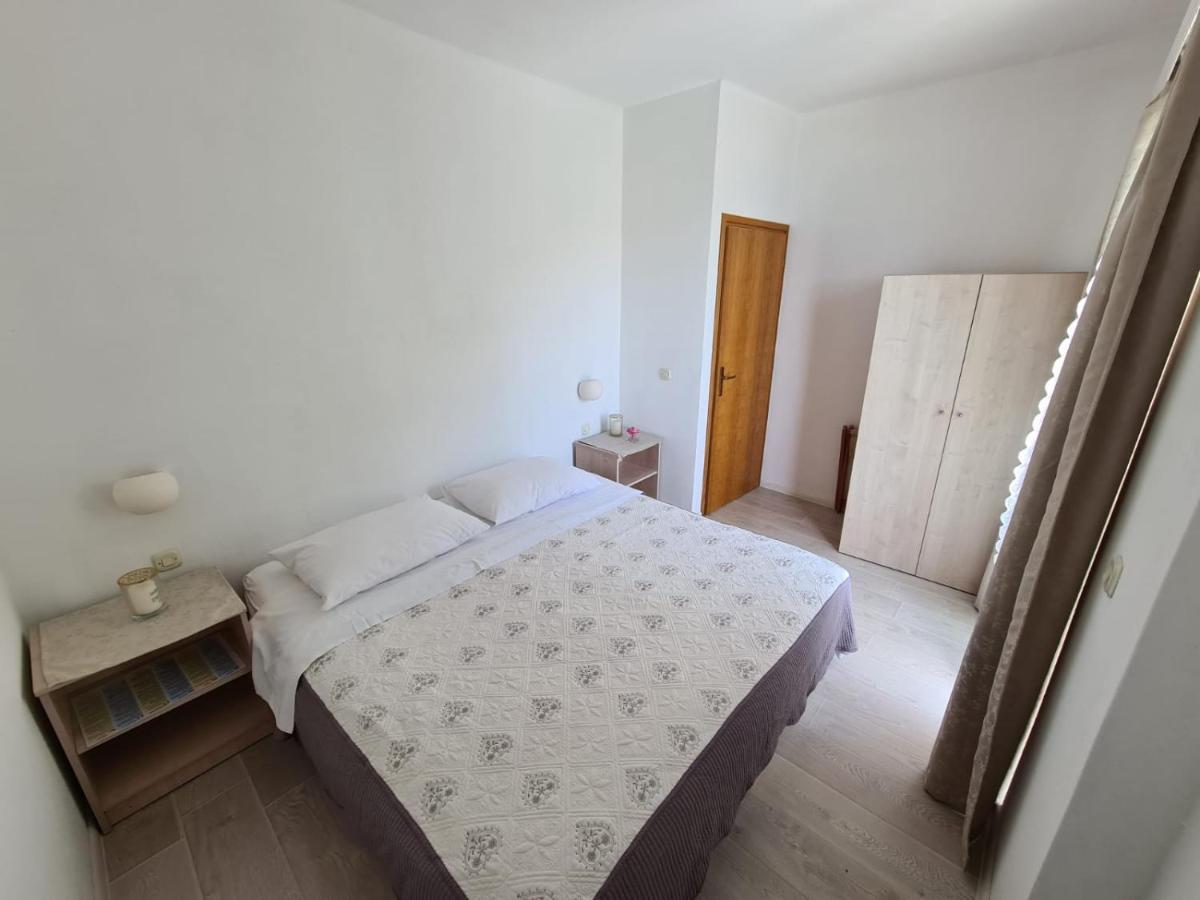Apartments Adrion Драшніце Екстер'єр фото